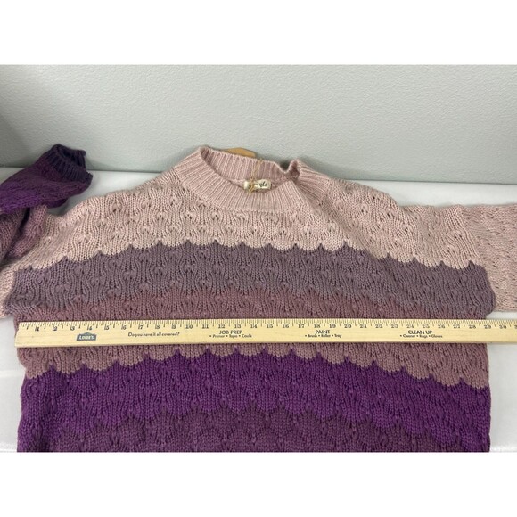 Listicle Women Large Knit Sweater Purple Shades Casual Mid Weight NWT - Picture 8 of 9